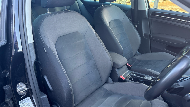 Volkswagen Golf 1.5 TSI EVO 150 GT 5dr DSG Petrol Hatchback